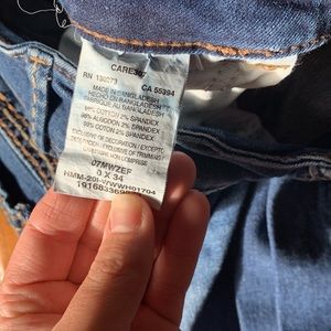 Woman’s wrangler jeans